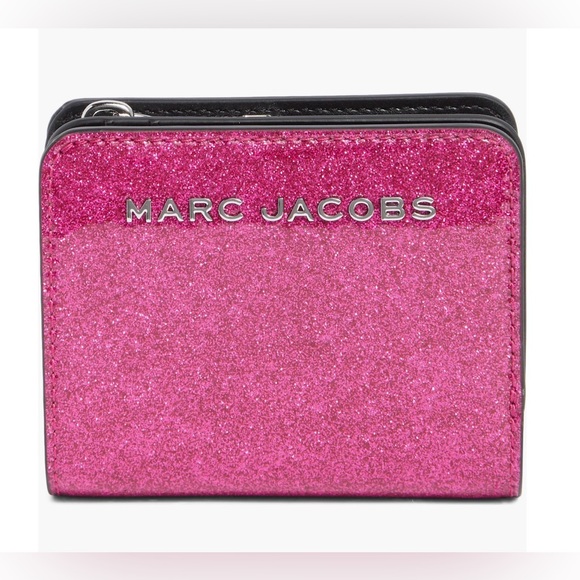 Marc Jacob’s Glitter compact wallet - Picture 1 of 13